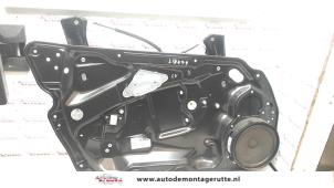 O78075 Gebruikte ruitmechaniek 4deurs links-voor Volkswagen Passat