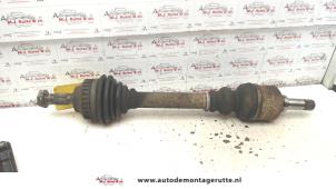 O111211 Gebruikte steekas links-voor Citroen Picasso