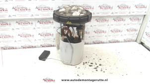 O121063 Gebruikte brandstofpomp elektrisch Suzuki Swift