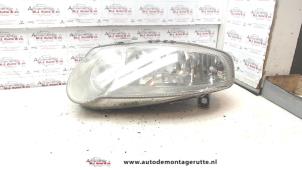 O72170 Gebruikte linker koplamp Alfa Romeo 147