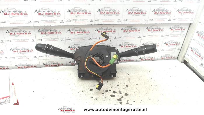 Gebruikte Combischakelaar Stuurkolom Citroen C2 O102793