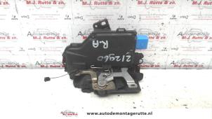 O83933 Gebruikte deurslot mechaniek 4deurs rechts-achter Volkswagen Jetta