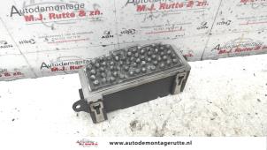 O130781 Gebruikte kachel weerstand Volkswagen Passat