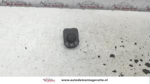 O105688 Gebruikte spiegel schakelaar Audi A3