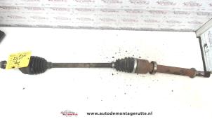 O111819 Gebruikte cardanas rechts-voor (vwa) Renault Clio