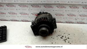 O124247 Gebruikte dynamo Dacia Logan