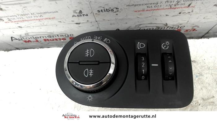 Gebruikte Licht Schakelaar Opel Corsa O101097