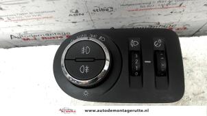 O101097 Gebruikte schakelaar licht Opel Corsa