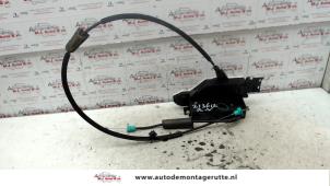 O82724 Gebruikte portierslot mechaniek 2deurs rechts Peugeot 207