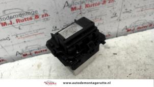 O131145 Gebruikte kachel weerstand Peugeot 207