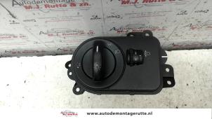 O100977 Gebruikte schakelaar licht Ford Fusion