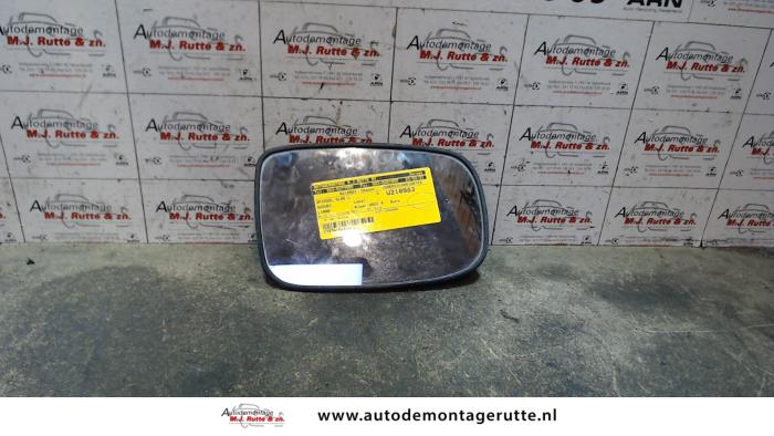 Gebruikte Spiegelglas links Suzuki Liana O86322