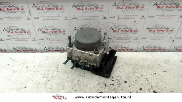 Gebruikte ABS Pomp Dacia Sandero O114806