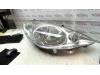 Gebruikte Koplamp rechts Peugeot 1007 O74165