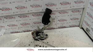 O83803 Gebruikte portierslot mechaniek 4deurs rechts-voor Daihatsu Terios