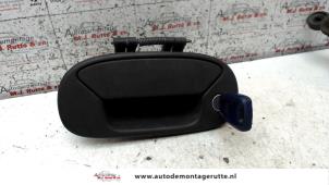 O79788 Gebruikte deurgreep 2deurs links Fiat Doblo