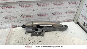 O77464 Gebruikte schuifdeurgreep rechts Peugeot Partner