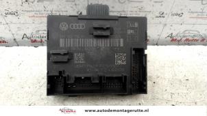 O90856 Gebruikte centrale deurvergrendelings module Skoda Superb