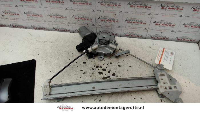 Gebruikte Raammechaniek 4Deurs links-achter Mitsubishi Outlander O88996