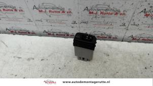 O98644 Gebruikte schakelaar koplamp ihv Mitsubishi Outlander
