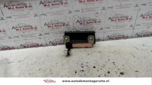 O92211 Gebruikte handgreep achterklep Mitsubishi Outlander