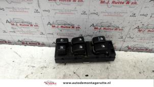 O109114 Gebruikte combischakelaar ramen Kia Sorento