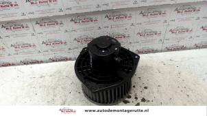 O129886 Gebruikte kachel ventilatiemotor Chevrolet Aveo