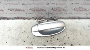 O89585 Gebruikte portiergreep 4deurs rechts-achter Chevrolet Aveo
