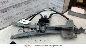 O78614 Gebruikte raammechaniek 2deurs rechts-voor Opel Tigra