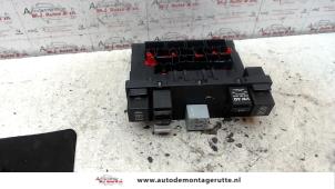 O91039 Gebruikte comfort module Volkswagen Passat