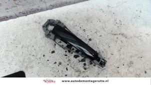 O80240 Gebruikte portiergreep 4deurs links-voor Skoda Octavia