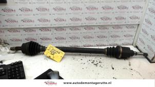 O111717 Gebruikte homokineetas rechts-voor Citroen Nemo