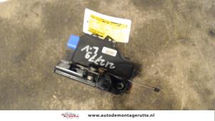O83226 Gebruikte slotmechaniek portier 4deurs links-voor Seat Altea