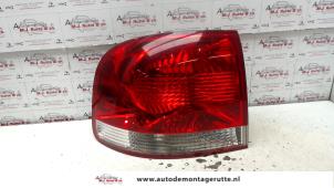O92950 Gebruikte achterlicht links Volkswagen Touareg