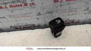 O77116 Gebruikte pdc schakelaar Citroen C4