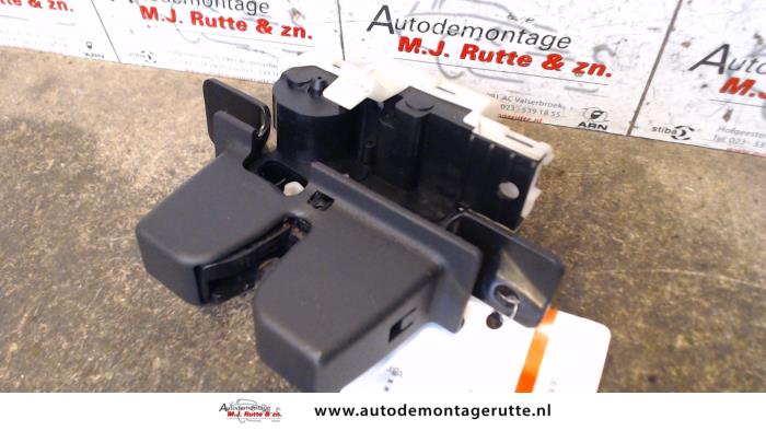 Gebruikte Slotmechaniek Achterklep Renault Megane O91872