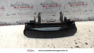 O80520 Gebruikte portiergreep 2deurs rechts Audi A3