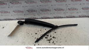 O97455 Gebruikte ruitenwisserarm achter Volkswagen Touareg
