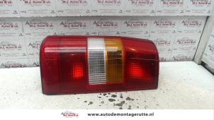 O93551 Gebruikte achterlicht links Citroen Jumpy