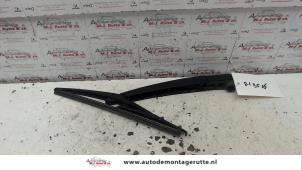 O97477 Gebruikte ruitenwisserarm achter Alfa Romeo Mito