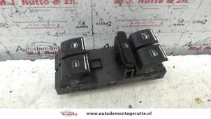 O109600 Gebruikte schakelblok ruiten Seat Leon