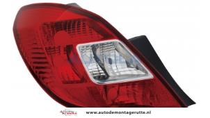O92878 Nieuwe achterlicht links Opel Corsa
