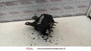 O114874 Gebruikte abs pomp Toyota Aygo