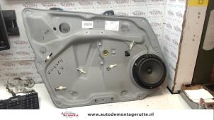 O77988 Gebruikte raammechaniek 4deurs links-voor Mercedes B-Klasse