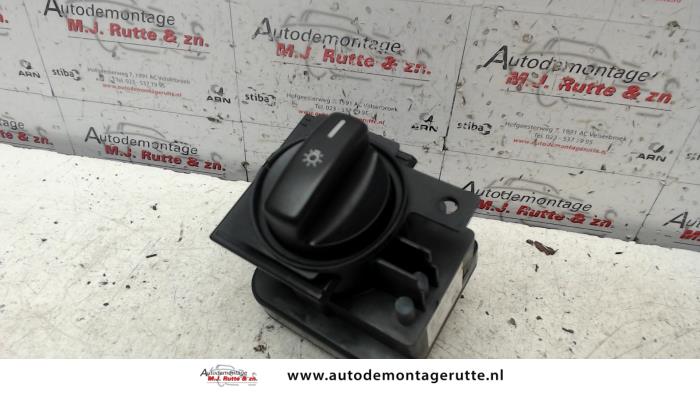 Gebruikte Schakelaar Licht Mercedes B-Klasse O101050