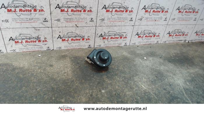 Gebruikte Schakelaar Spiegel Renault Scenic O106039