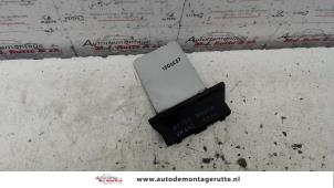 O130992 Gebruikte kachel weerstand Nissan Almera