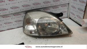 O73974 Gebruikte koplamp rechts Kia Rio