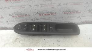 O109249 Gebruikte combischakelaar ramen Peugeot 407