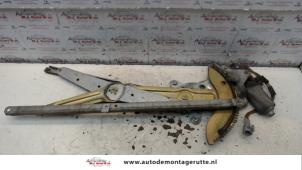 O77896 Gebruikte raammechaniek 2deurs links-voor Toyota Landcruiser